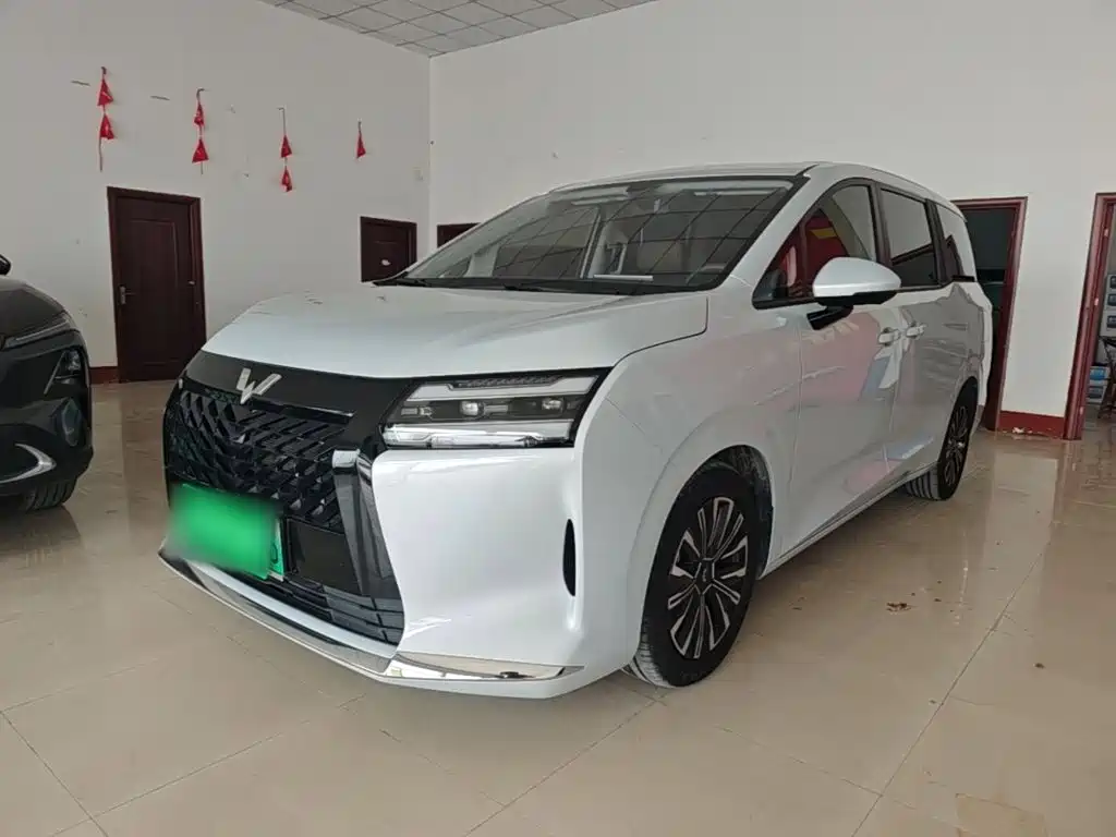 Wuling Xingguang 730 New Energy — фото 2
