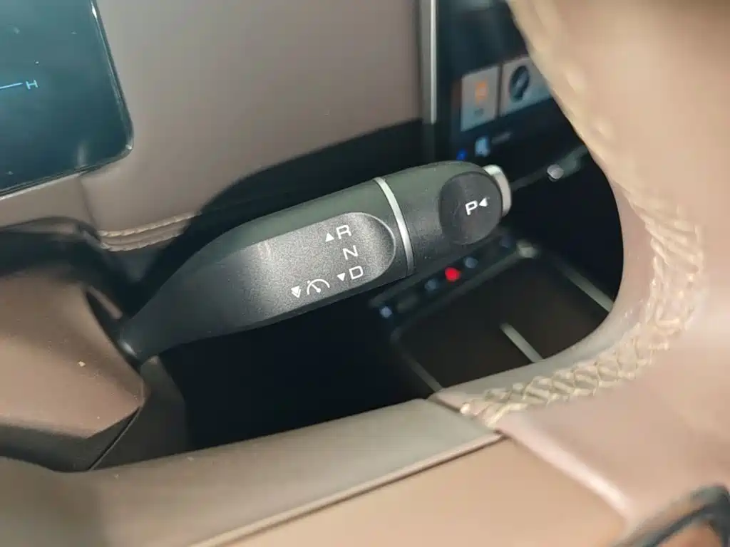 Wuling Xingguang 730 New Energy — фото 14