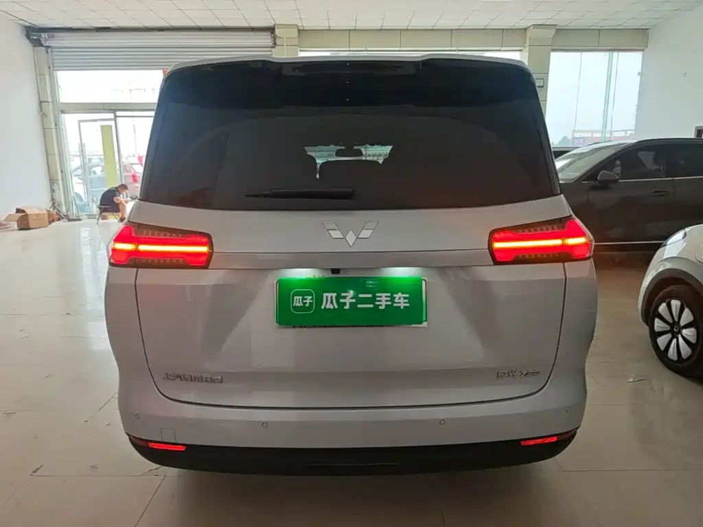 Wuling Xingguang 730 New Energy — фото 6