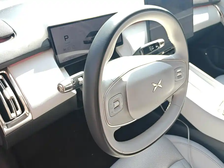 XPeng P7+ — фото 15