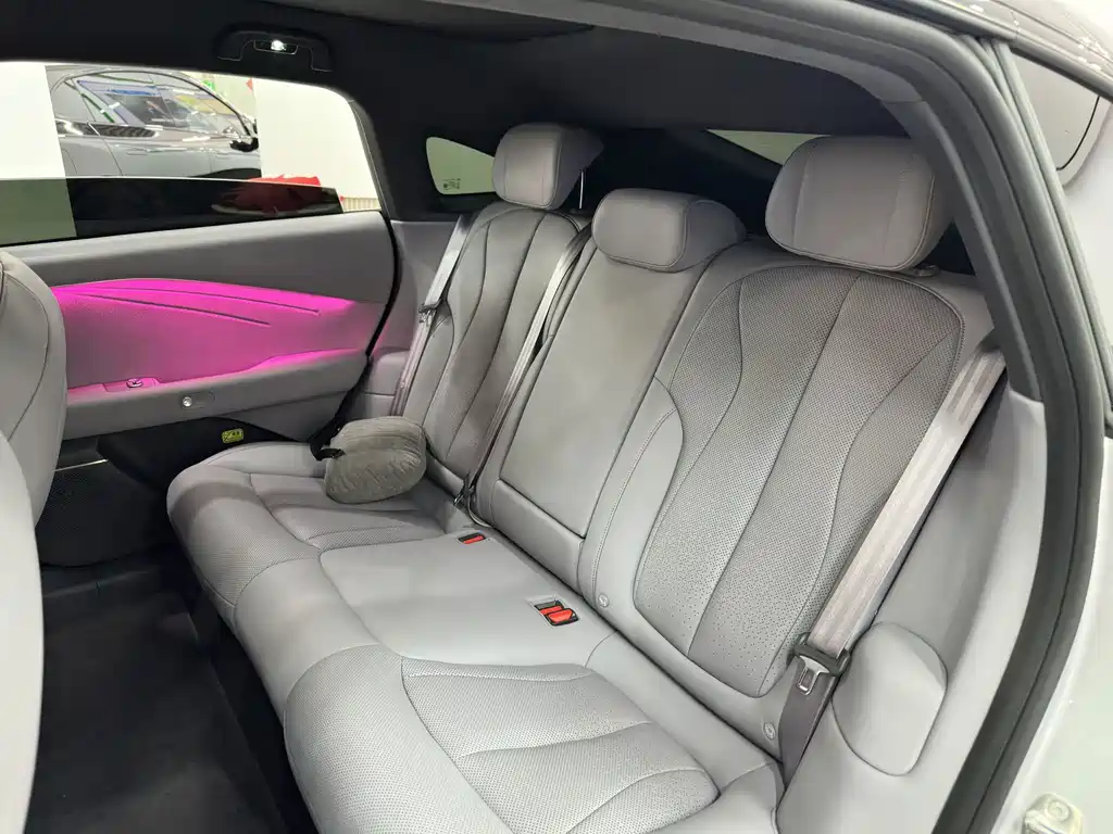 XPeng P7+ — фото 13