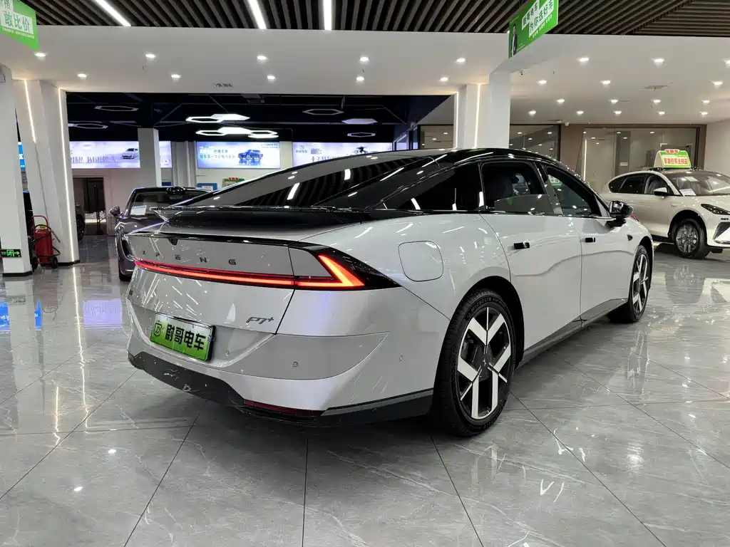 XPeng P7+ — фото 15