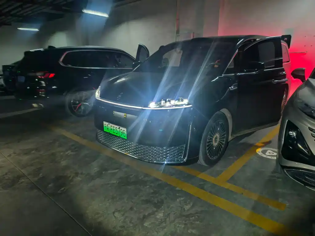 Zhijie Zhijie V9