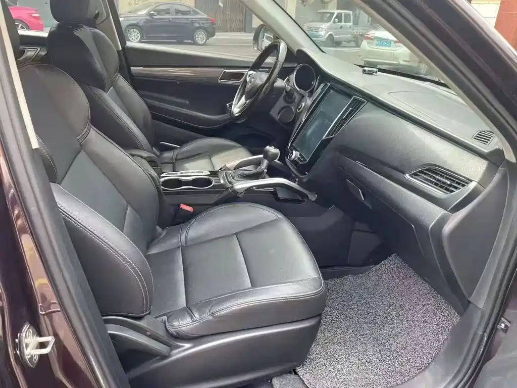 Zotye Zotye SR7 — фото 8