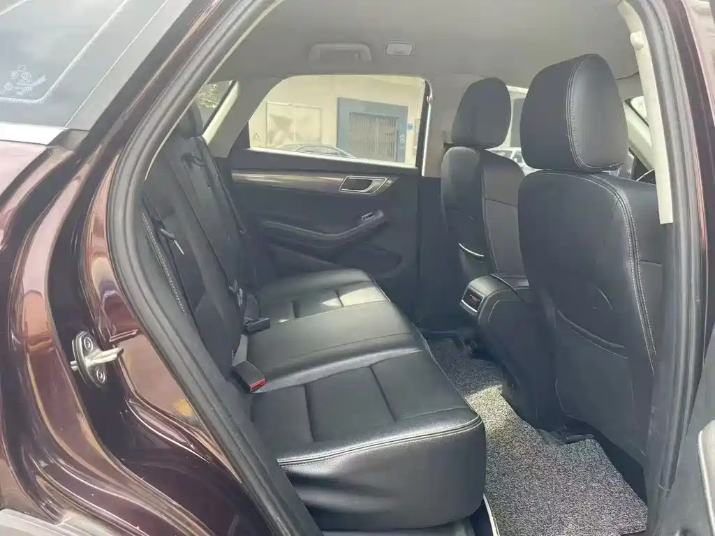 Zotye Zotye SR7 — фото 9