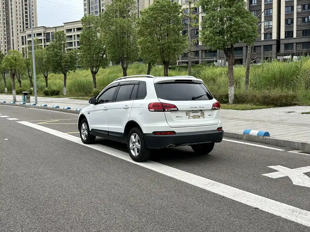 Zotye X5 — фото 2