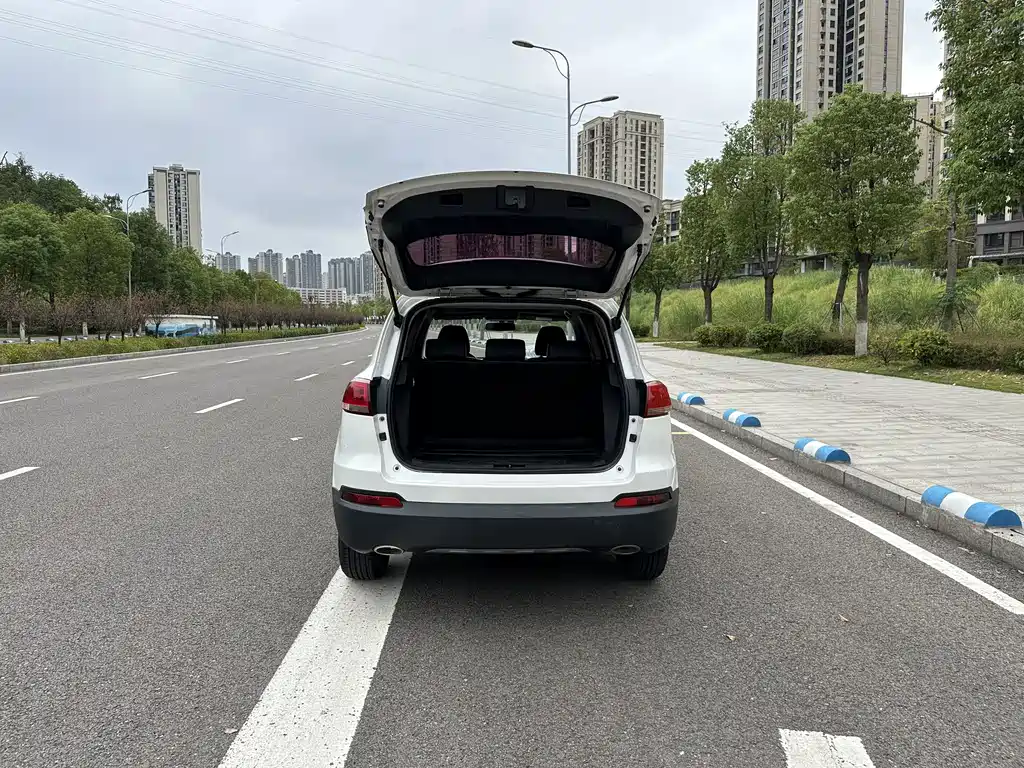 Zotye X5 — фото 14
