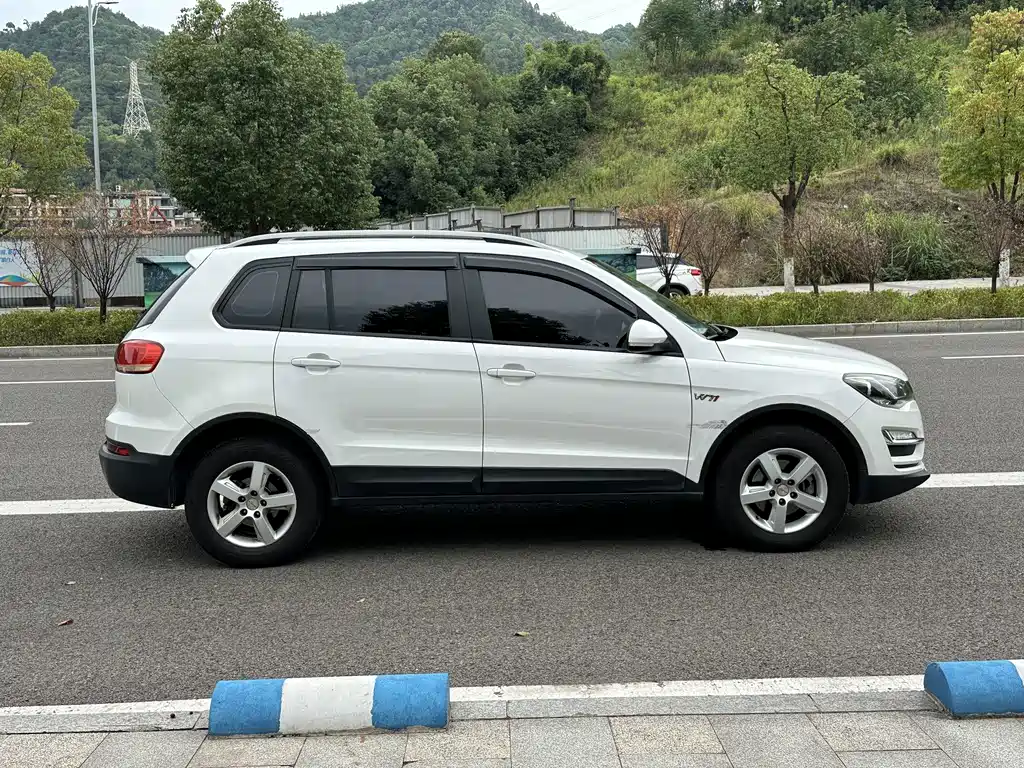 Zotye X5 — фото 3