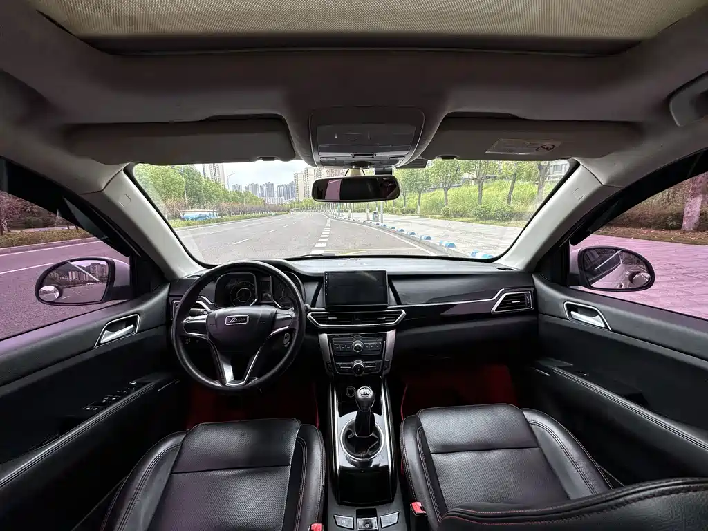 Zotye X5 — фото 21