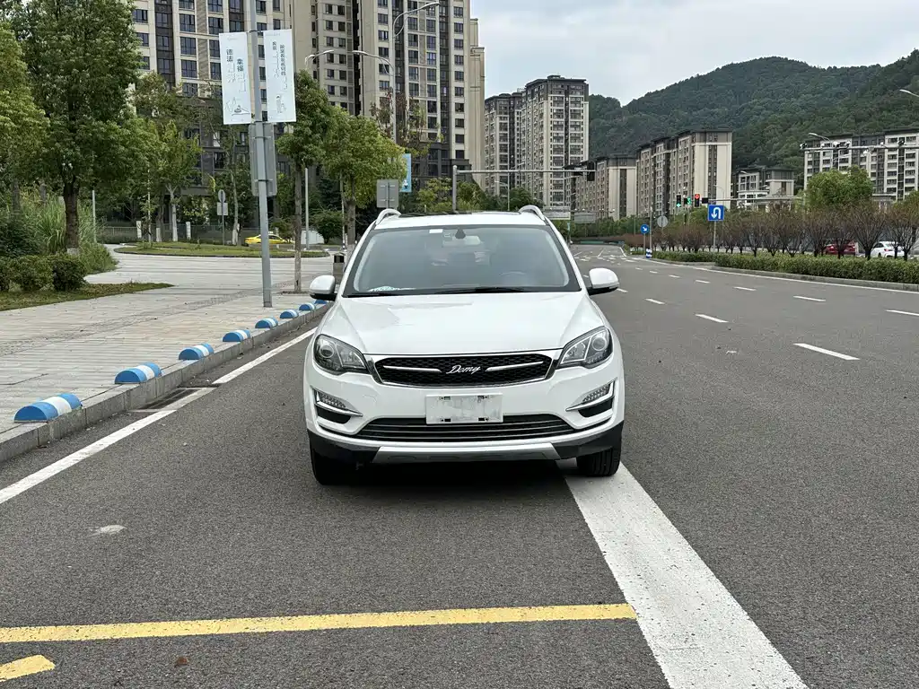 Zotye X5 — фото 5