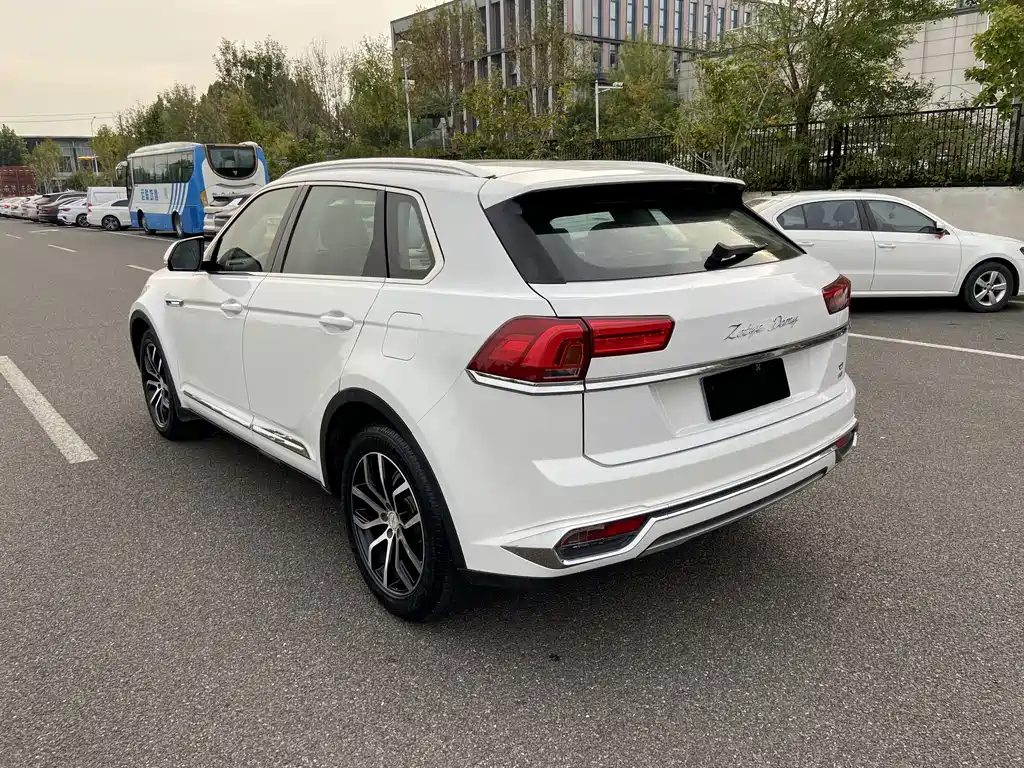 Zotye X7 — фото 6
