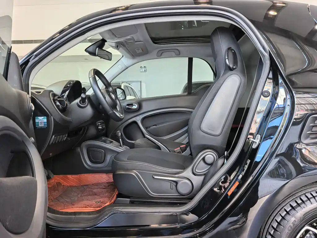 smart Smart Fortwo — фото 5