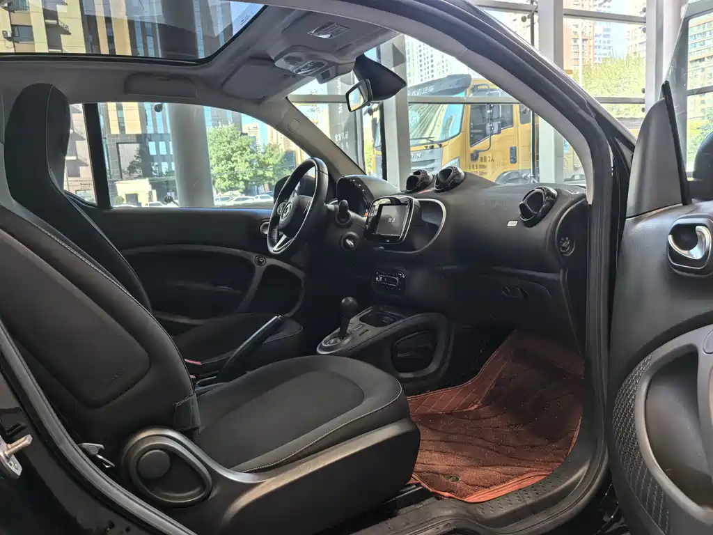 smart Smart Fortwo — фото 6