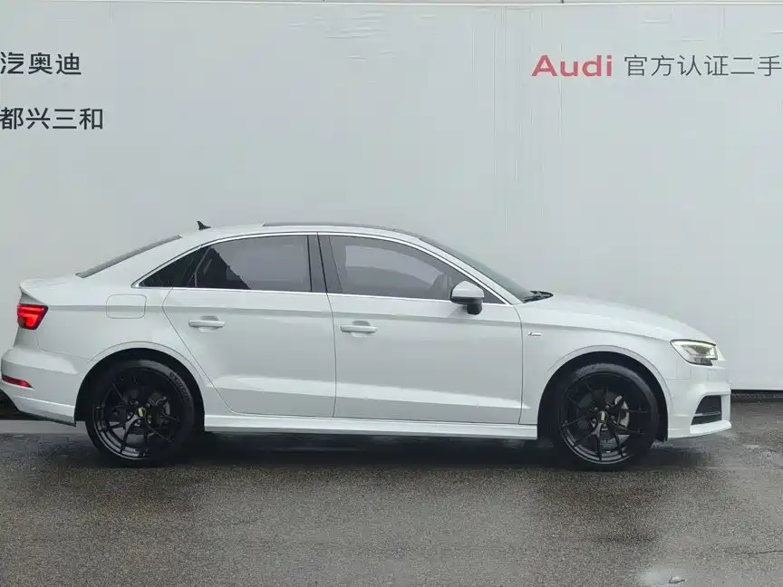 Audi A3 — фото 3
