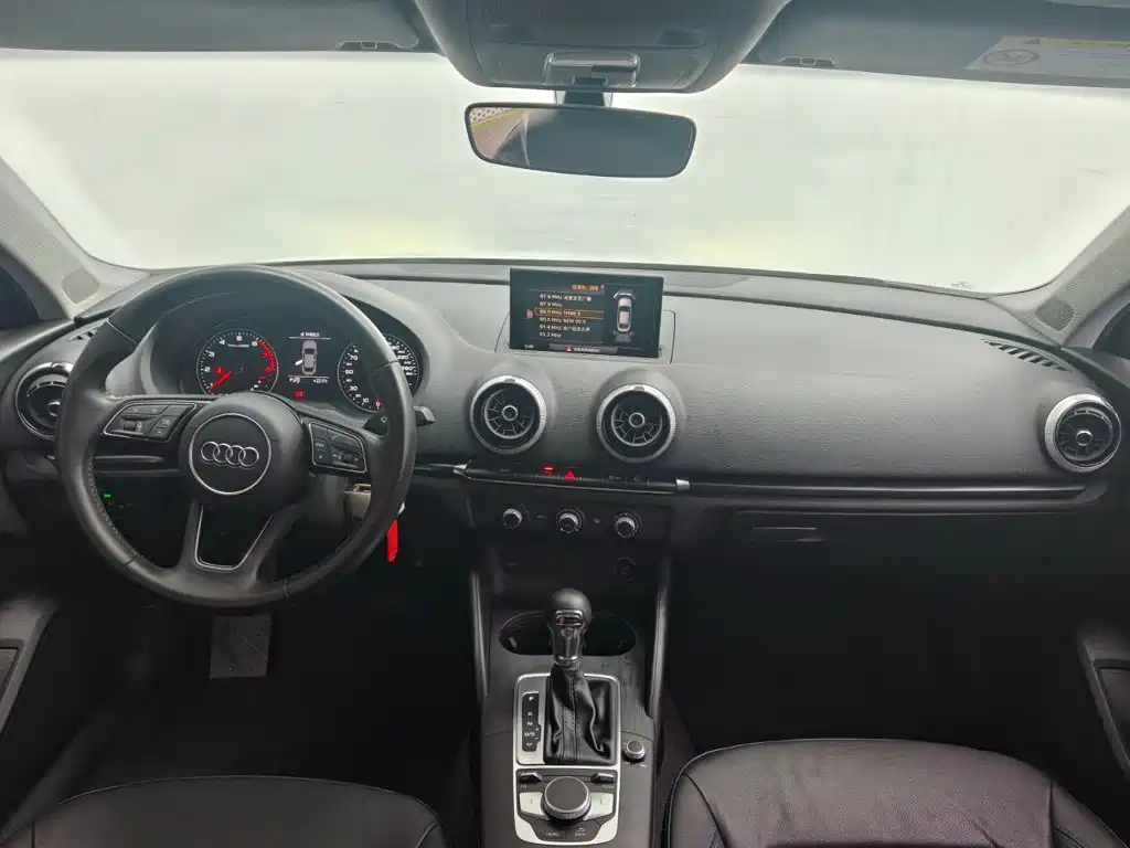Audi A3 — фото 8
