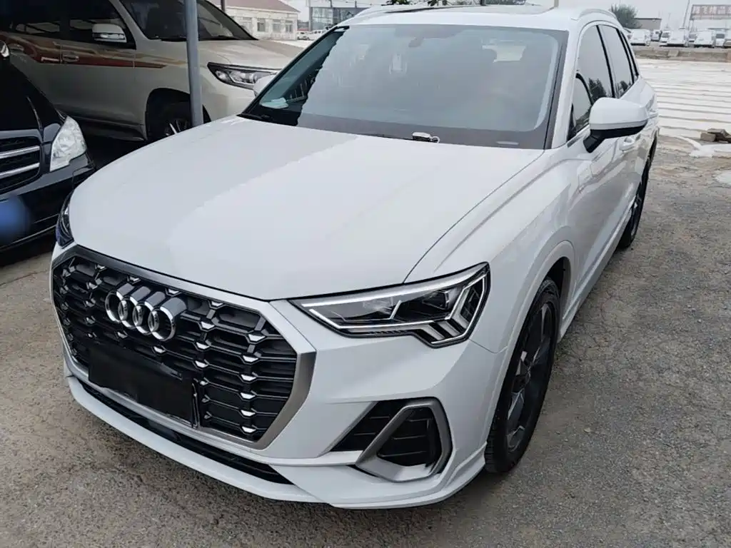 Audi Q3 — фото 2