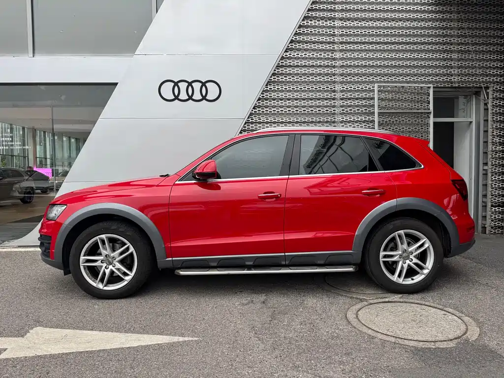 Audi Q5 — фото 3
