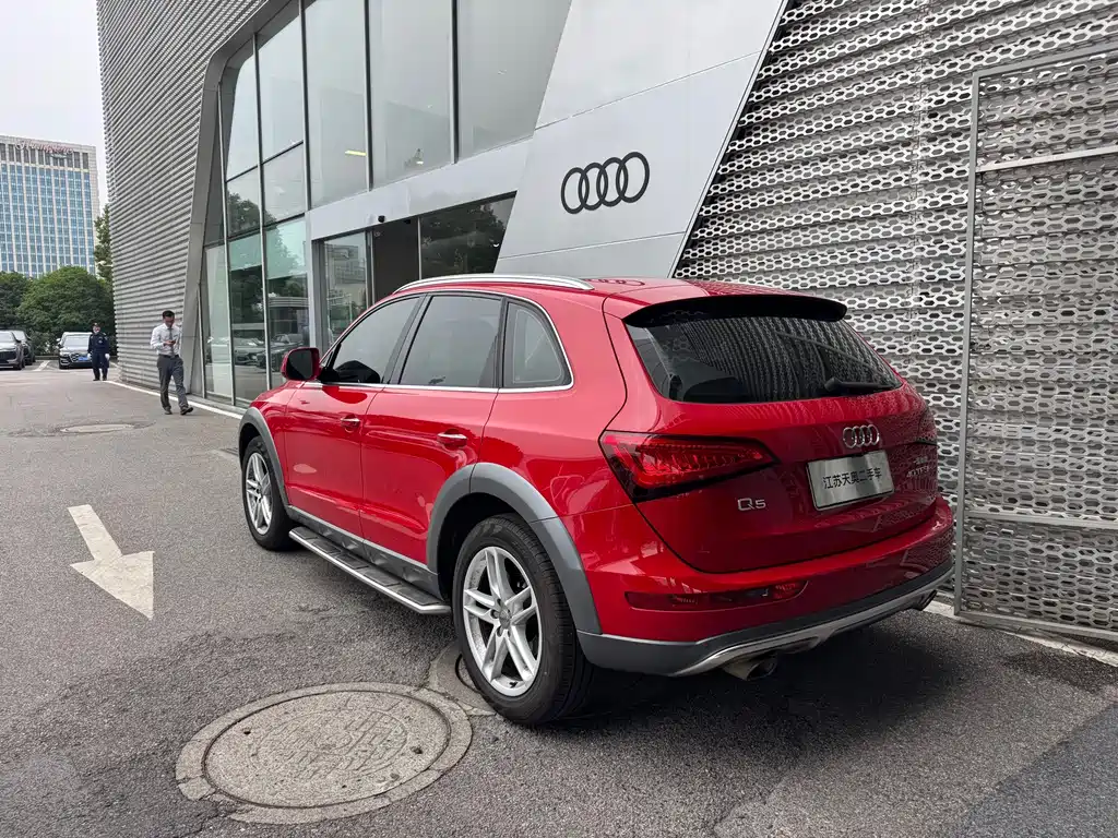 Audi Q5 — фото 4