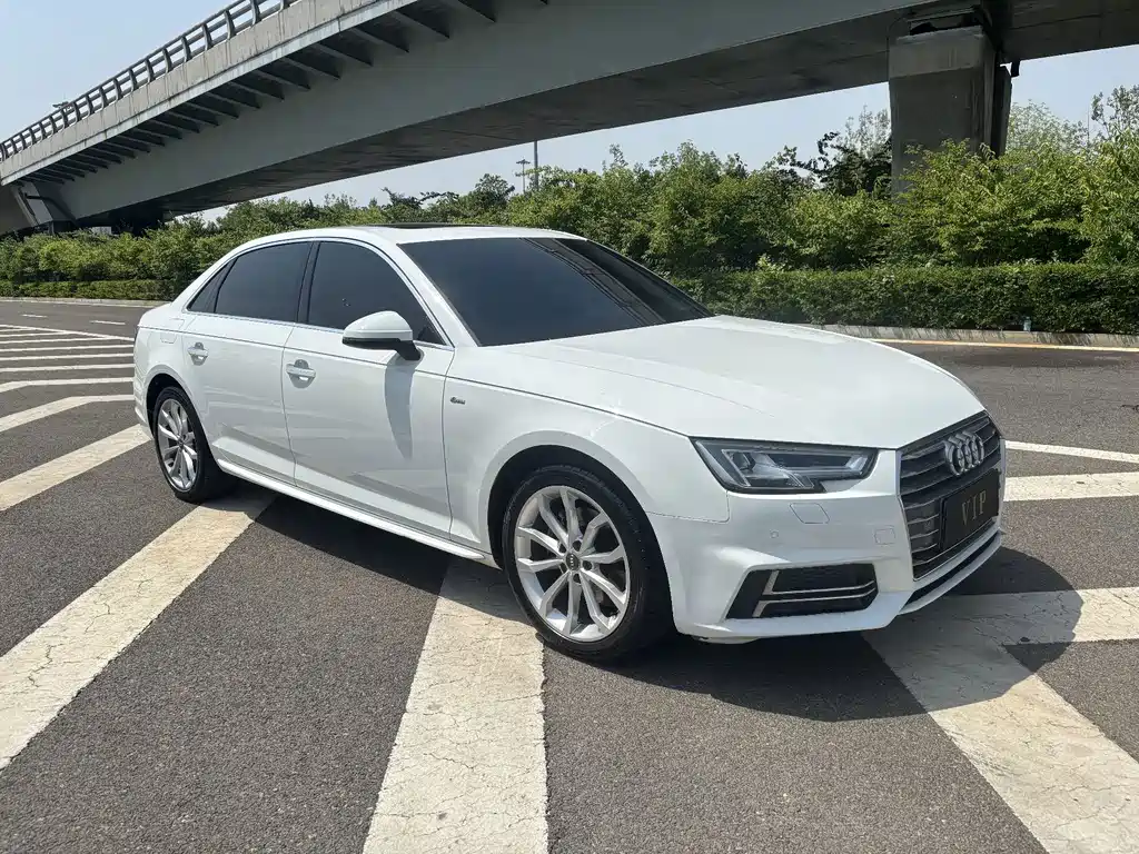 Audi A4L — фото 3