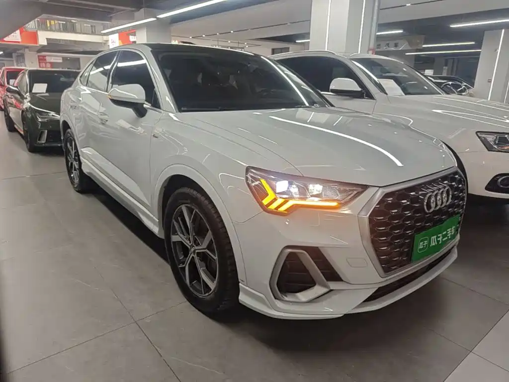 Audi Q3 Sportback — фото 4