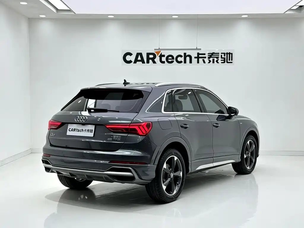 Audi Q3 — фото 7