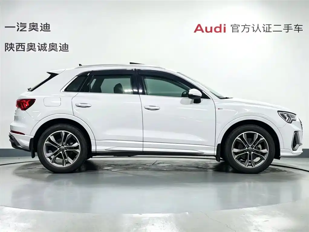 Audi Q3 — фото 3