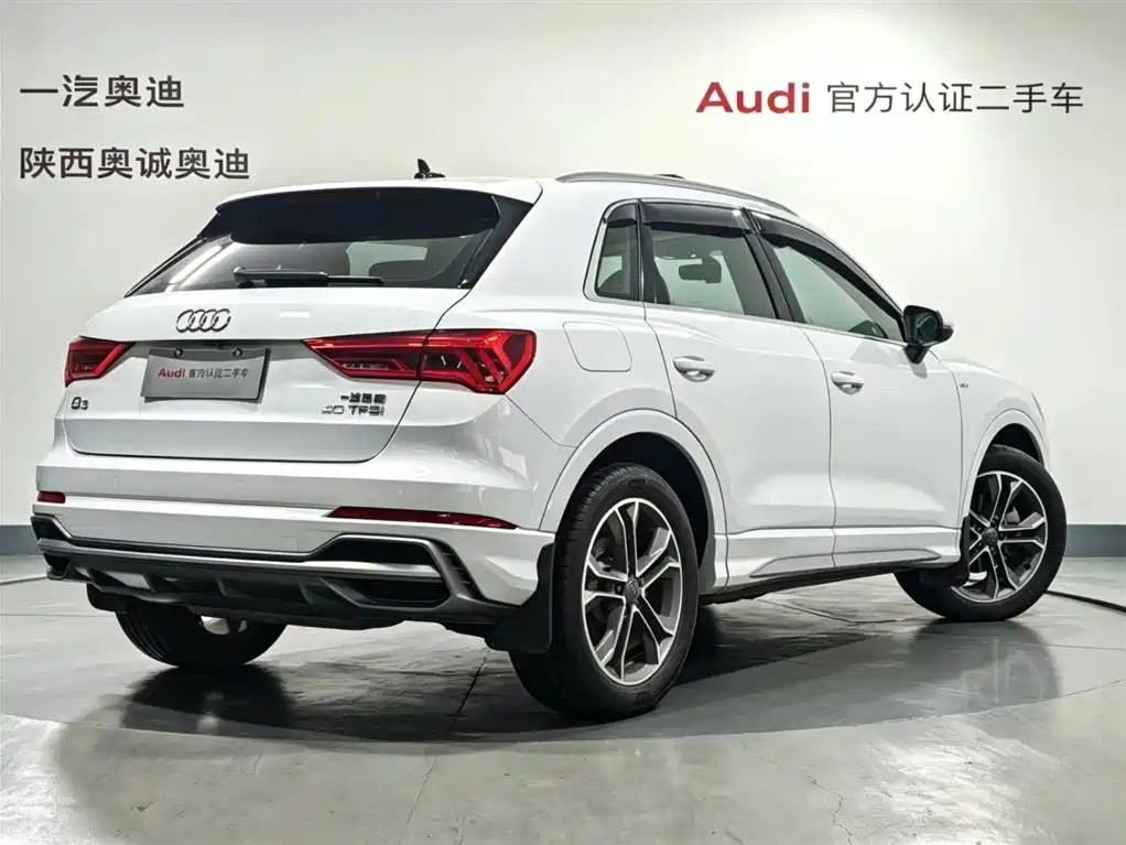 Audi Q3 — фото 4