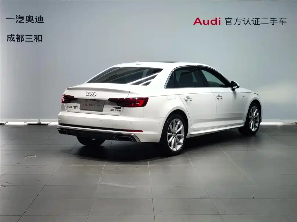 Audi A4L — фото 4