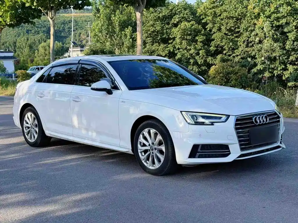 Audi A4L — фото 4
