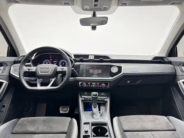 Audi Q3 — фото 5