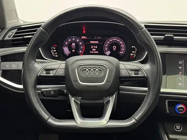 Audi Q3 — фото 7