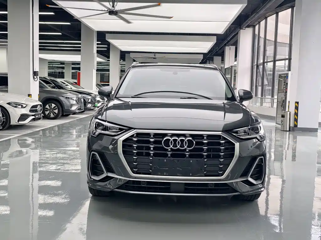 Audi Q3 — фото 2
