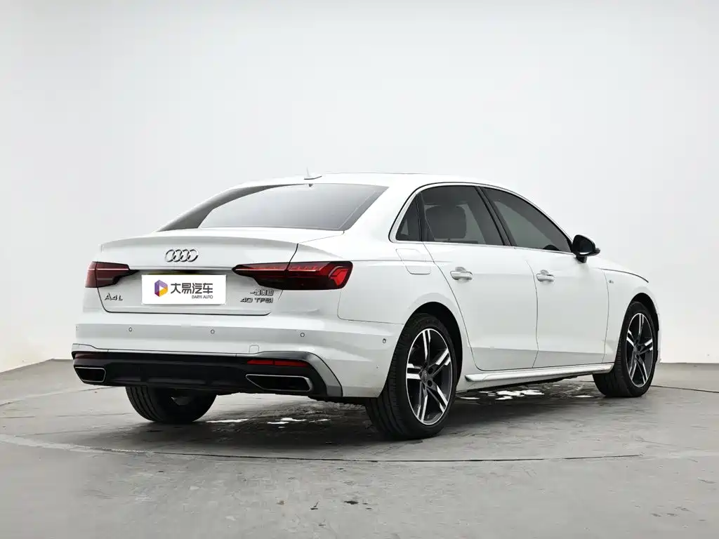 Audi A4L — фото 3