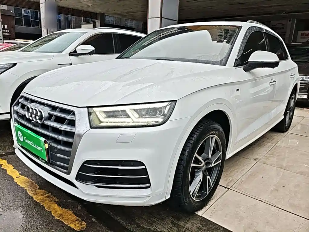 Audi Q5L — фото 2