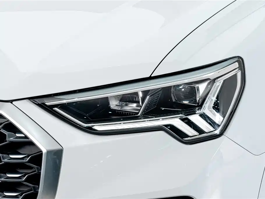 Audi Q3 Sportback — фото 4