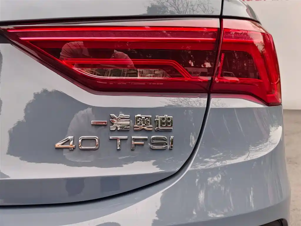 Audi Q3 Sportback — фото 22
