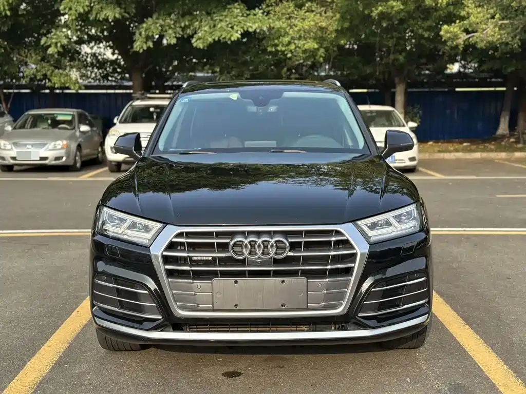 Audi Q5L — фото 2