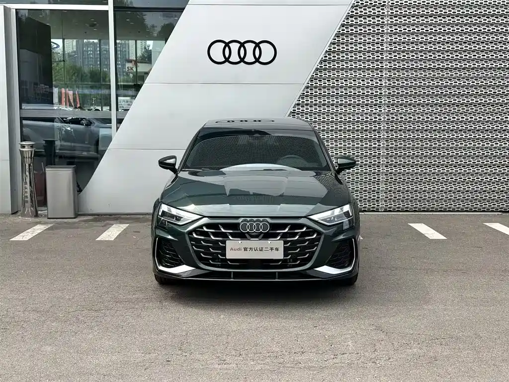 Audi A3 — фото 2