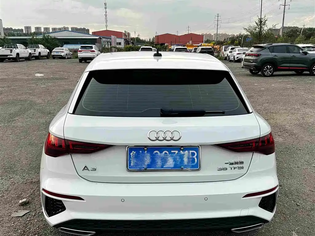 Audi A3 — фото 11