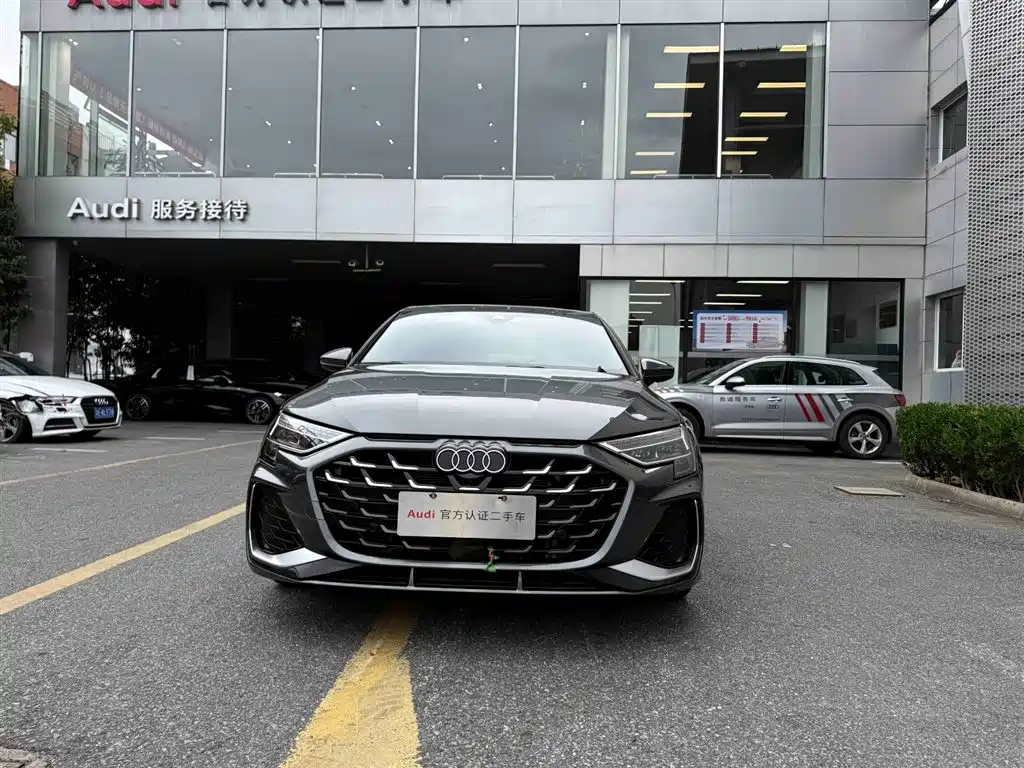 Audi A3 — фото 2