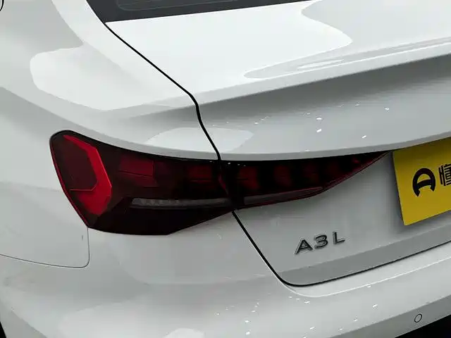 Audi A3 — фото 13