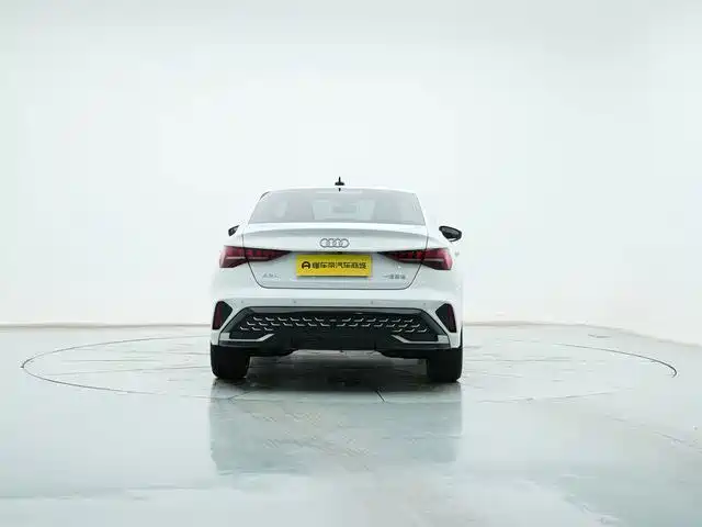 Audi A3 — фото 17