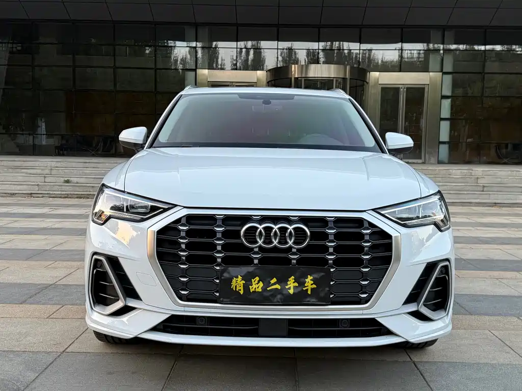 Audi Q3 — фото 2