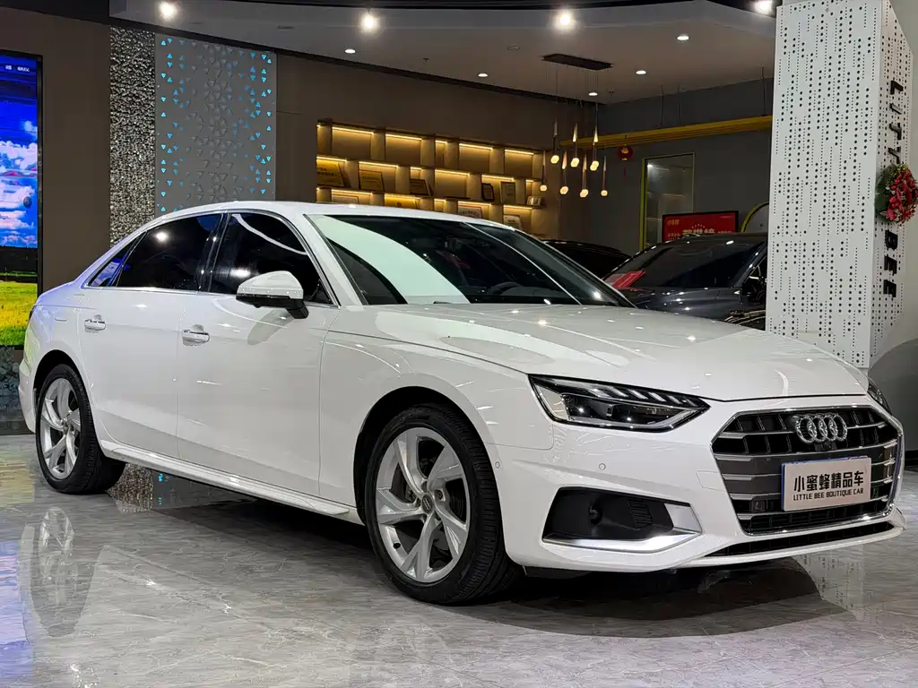 Audi A4L — фото 3