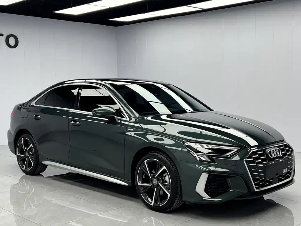 Audi A3 — фото 2