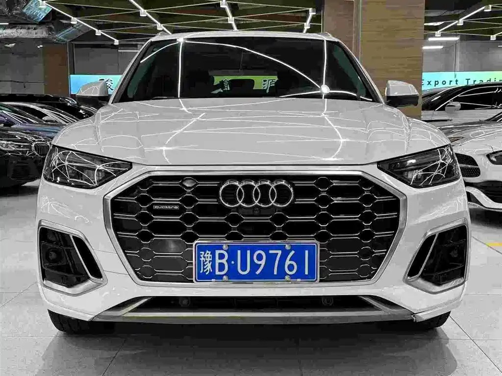Audi Q5L — фото 2