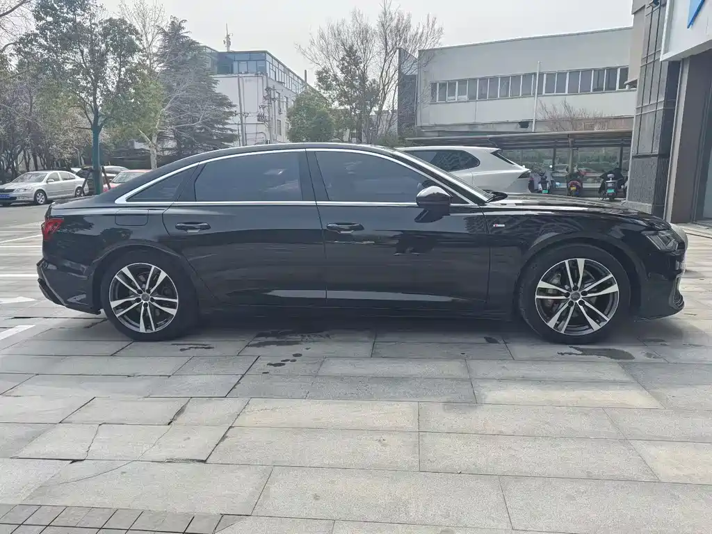 Audi A6L — фото 3
