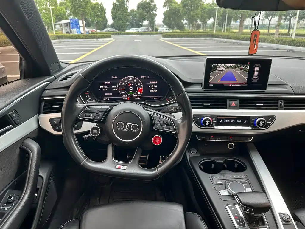 Audi S4 — фото 5