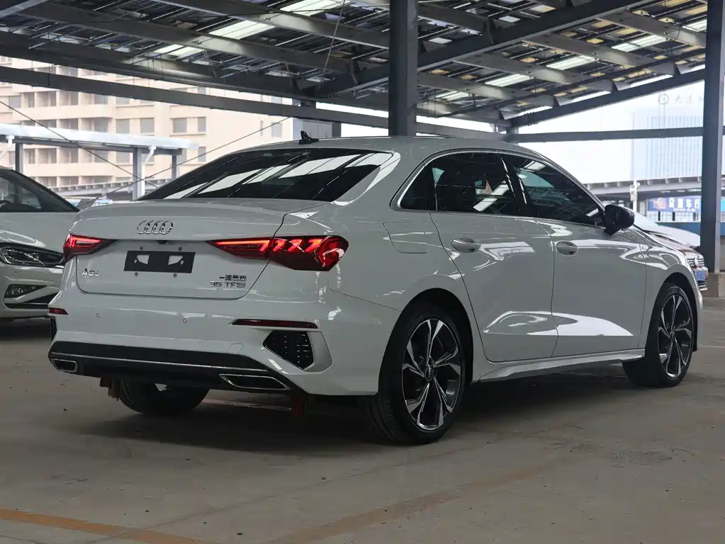 Audi A3 — фото 5