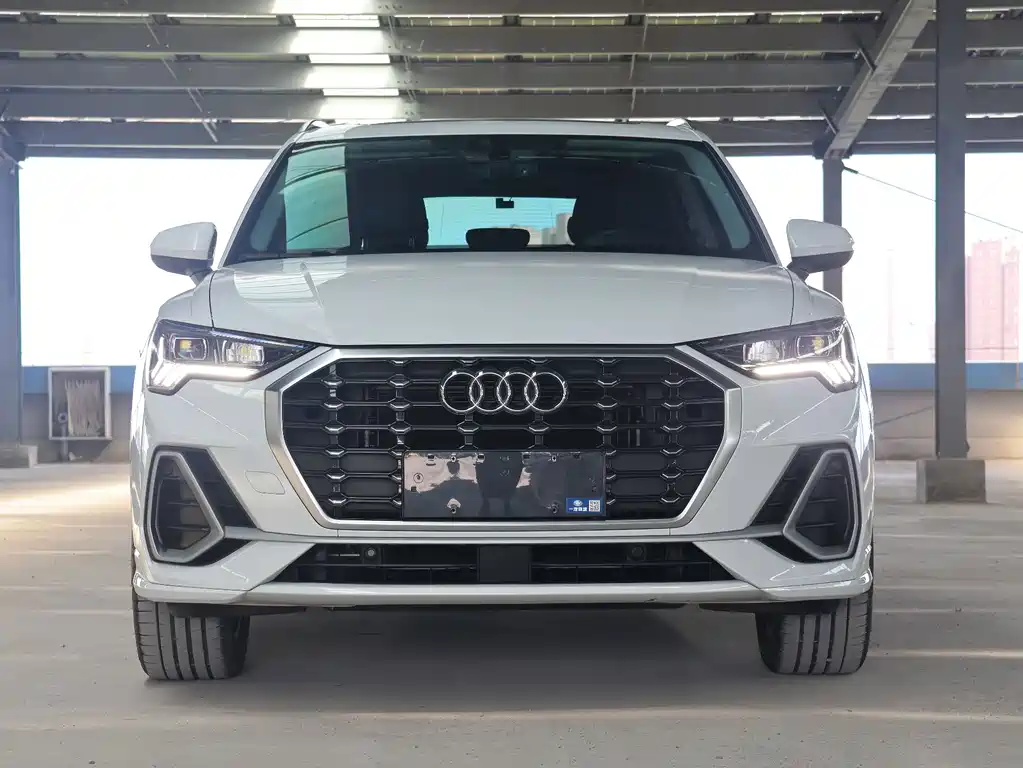 Audi Q3 — фото 2